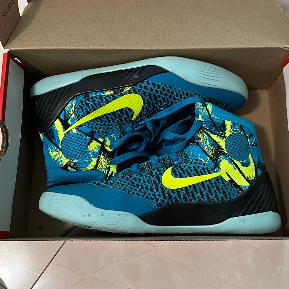 Kobe 9 Elite GS Perspective